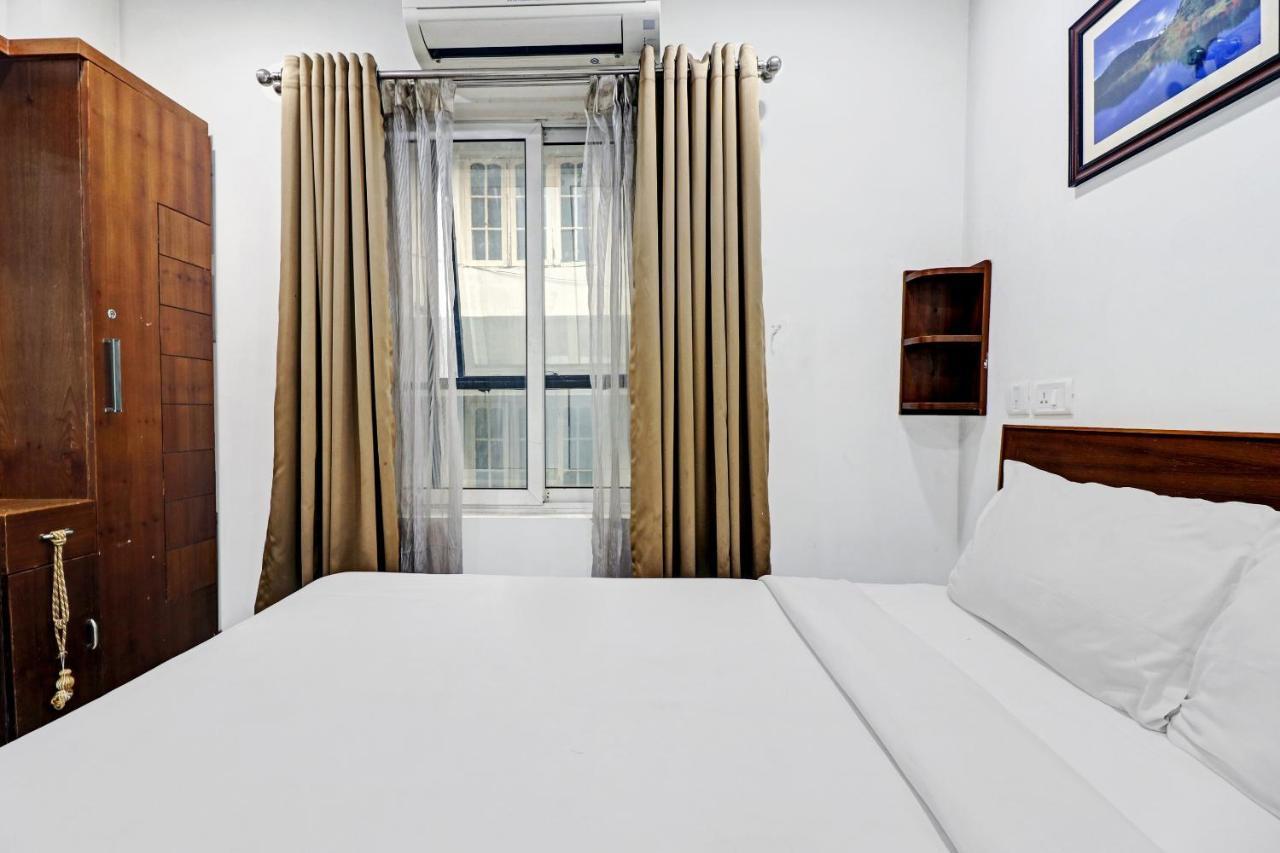 Oyo Townhouse 595 Majestic Inn Kochi Exterior photo